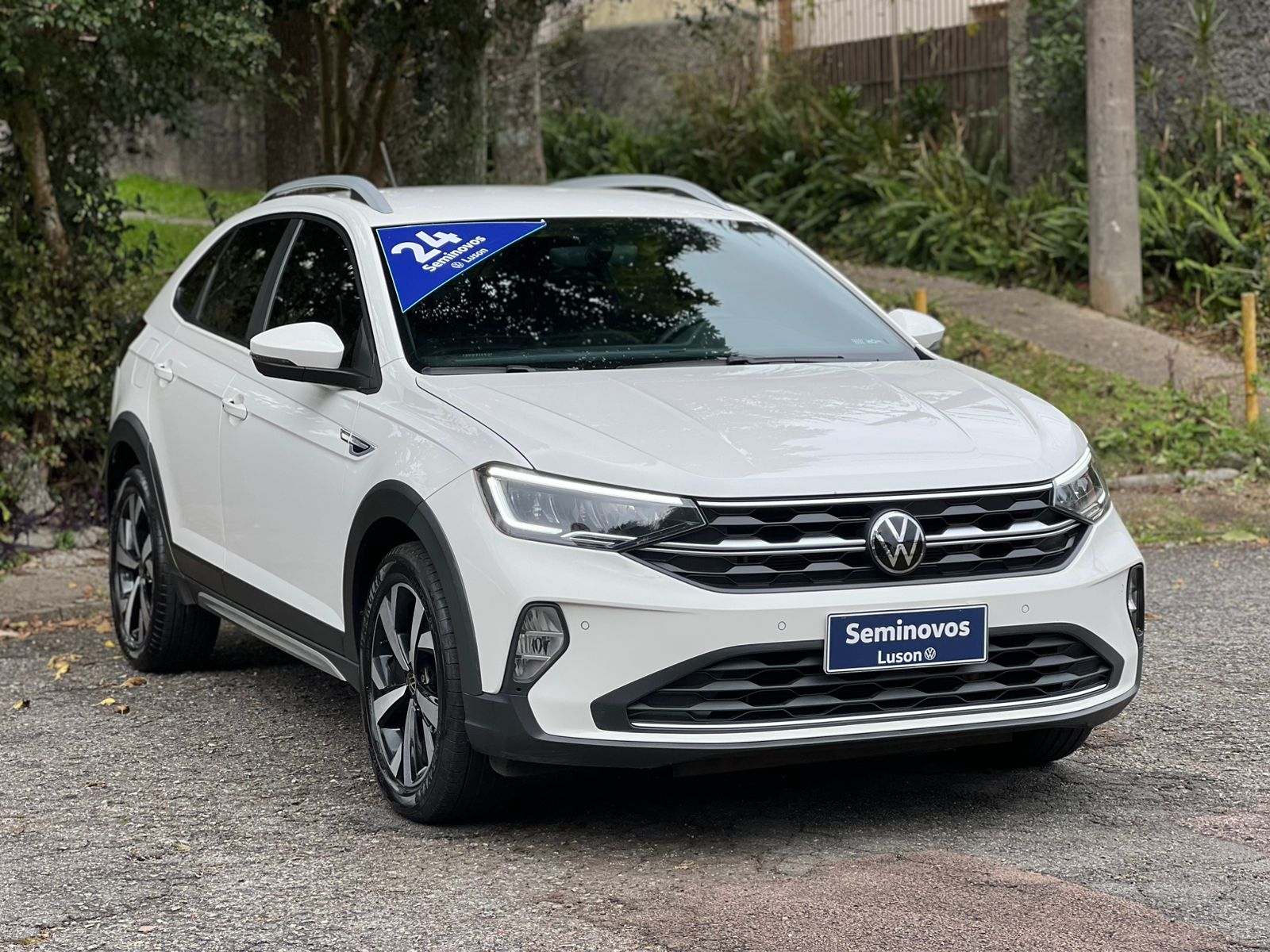 Nivus Highline 1.0 200 TSI Flex Aut.