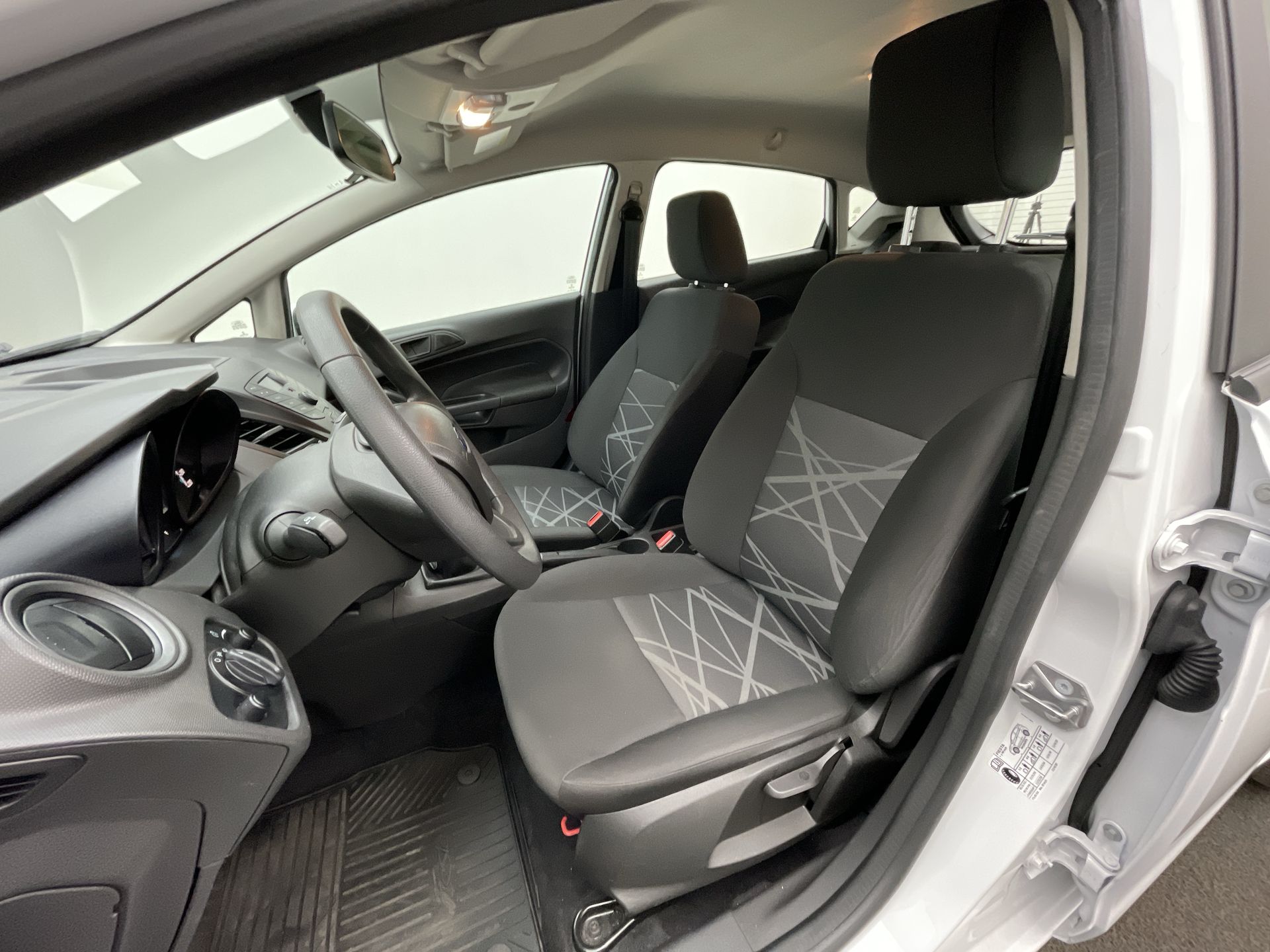 Ford-FIESTA-Fiesta 1.5 16V Flex Mec. 5p