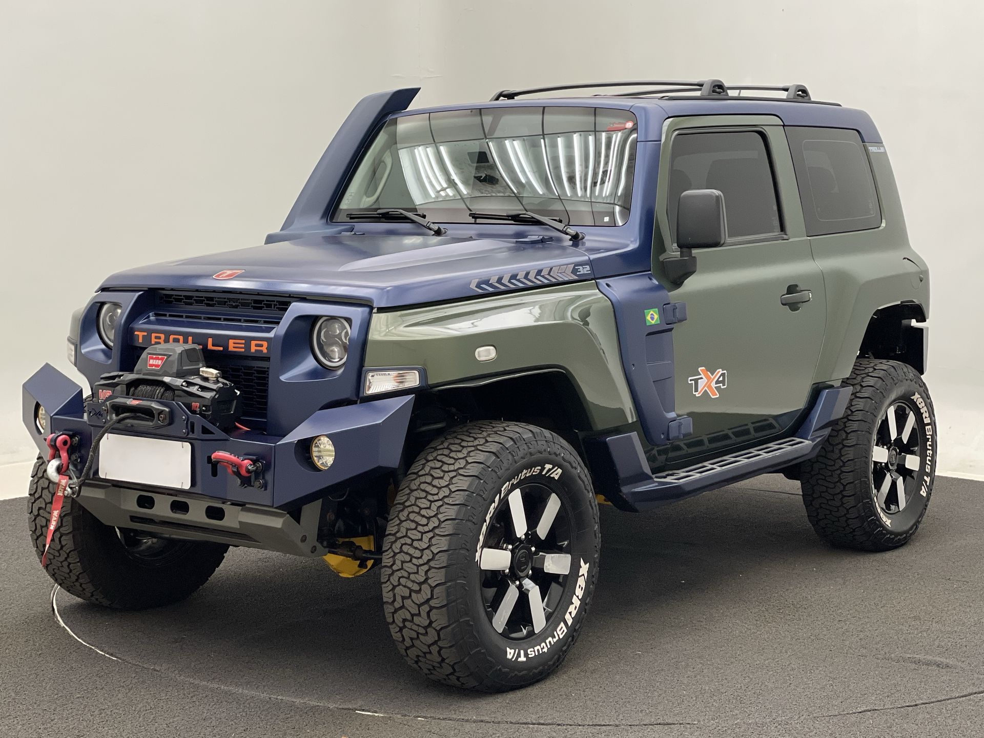 T-4 4x4 3.2 20V Tdi Cap. Rígida Diesel