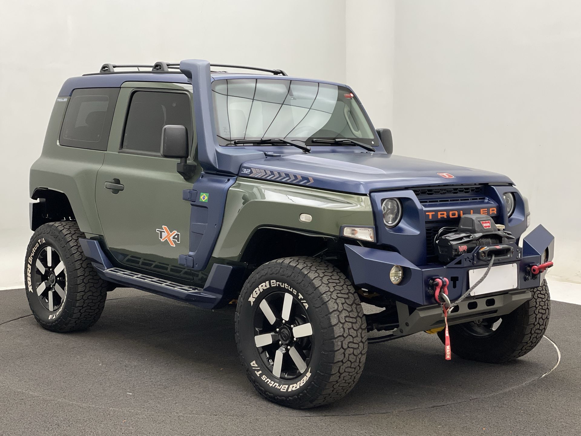 T-4 4x4 3.2 20V Tdi Cap. Rígida Diesel