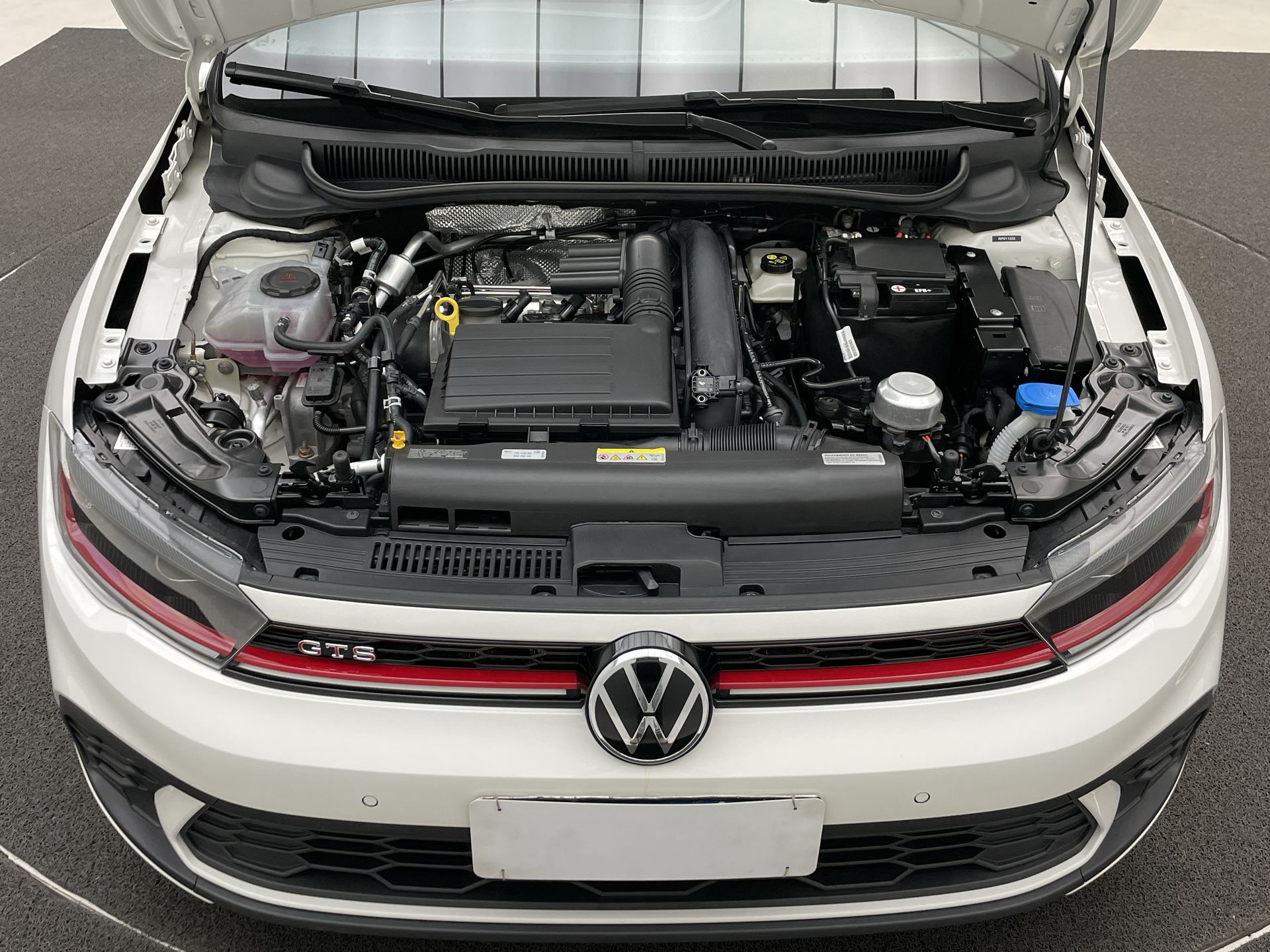 VW - Volkswagen-Polo-Polo GTS 1.4 TSI 16V Flex