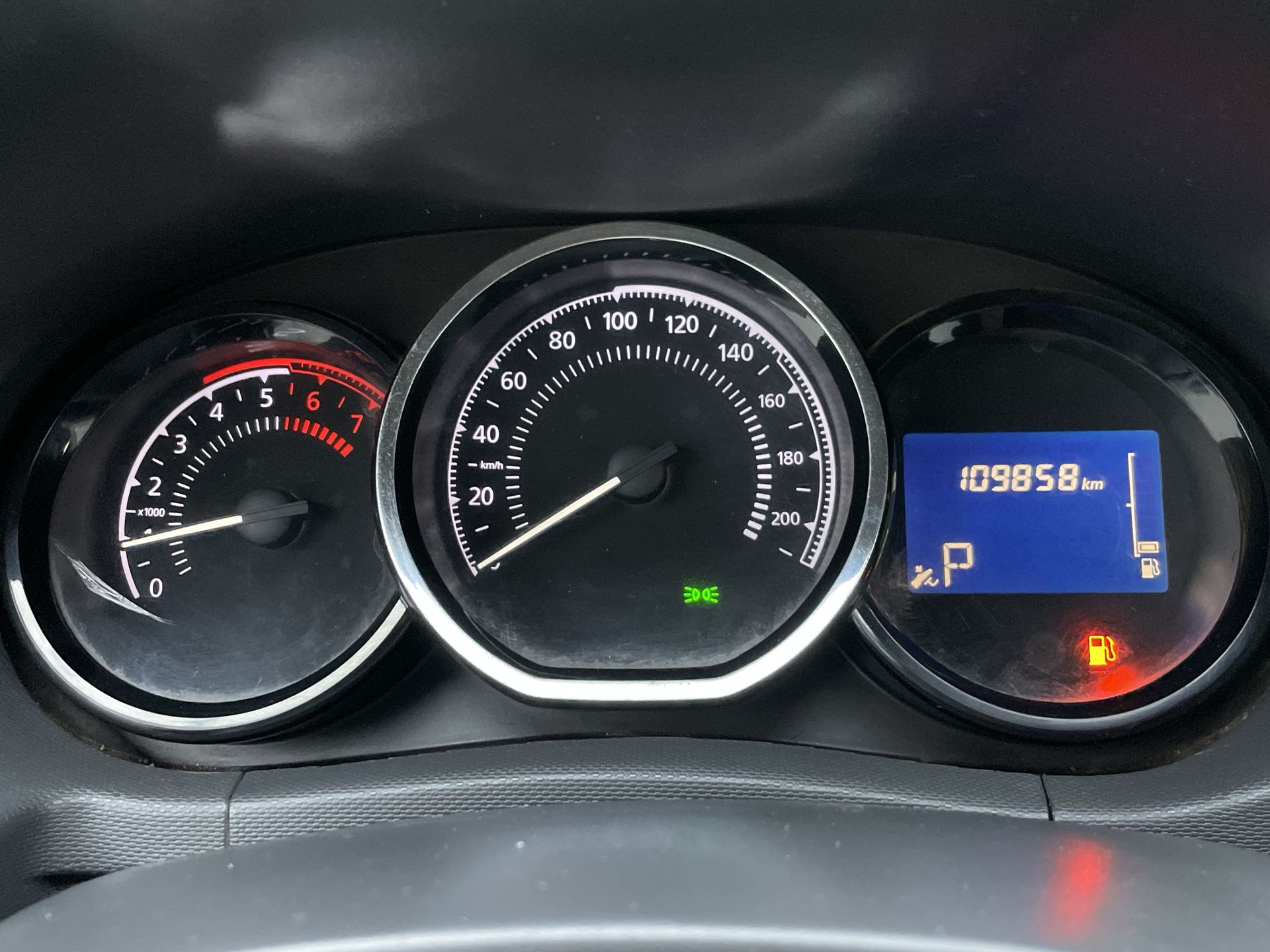 duster oroch dyna. 2.0 hi-flex 16v aut.