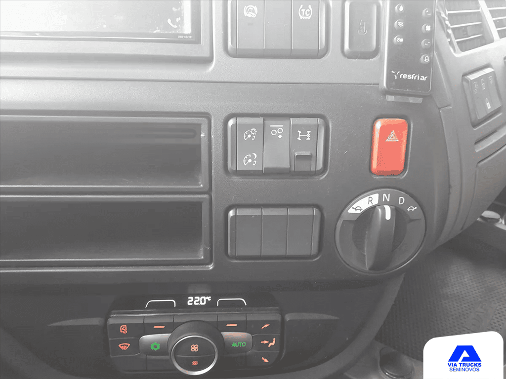 DAF-XF-XF FTS480 6x2 Space Cab (diesel)(E5)