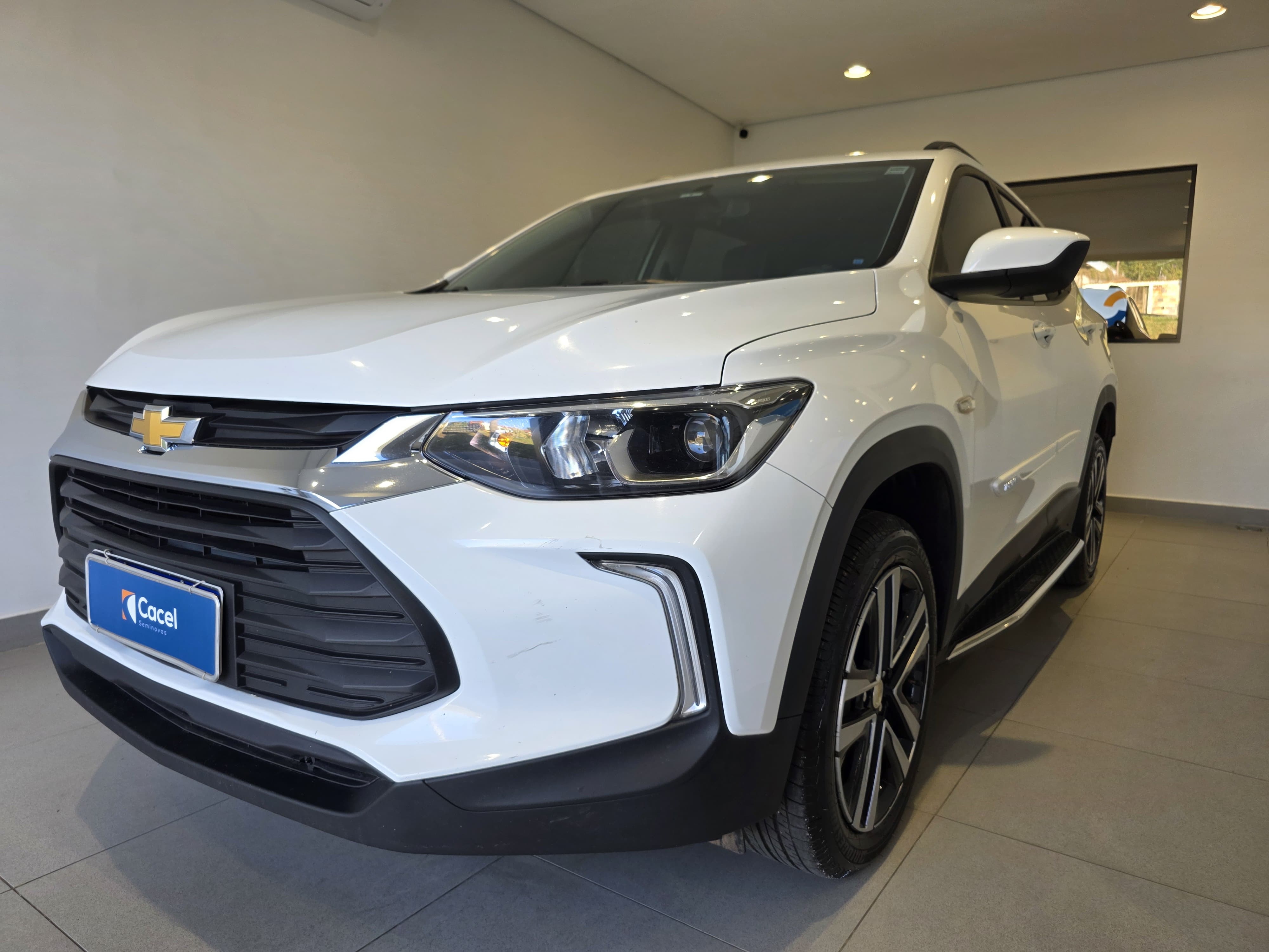 TRACKER LT 1.0 Turbo 12V Flex Aut.