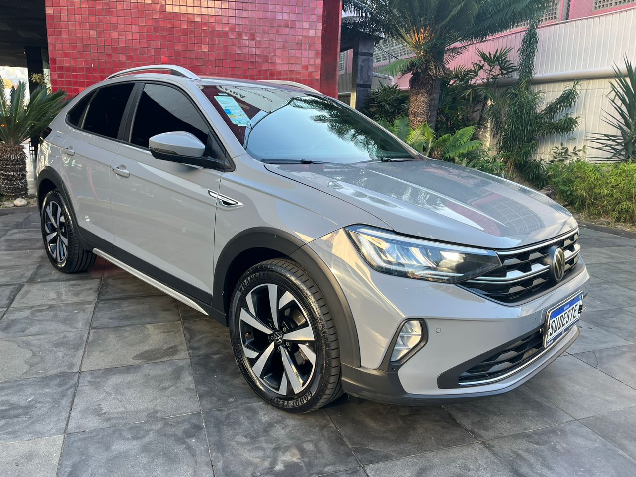 Nivus Highline 1.0 200 TSI Flex Aut.