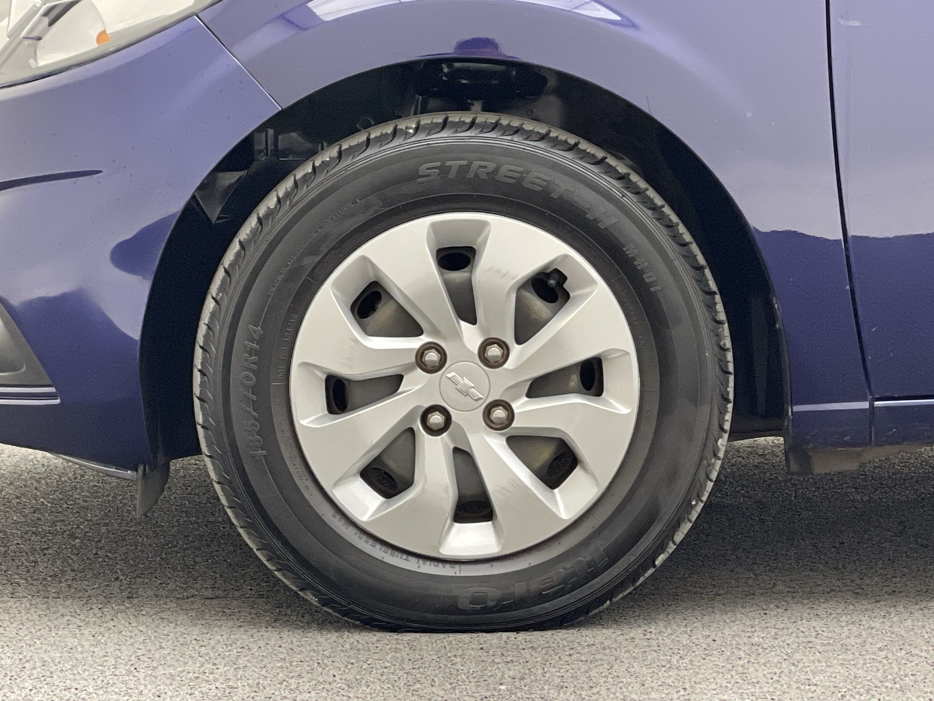 onix hatch lt 1.0 8v flexpower 5p mec.
