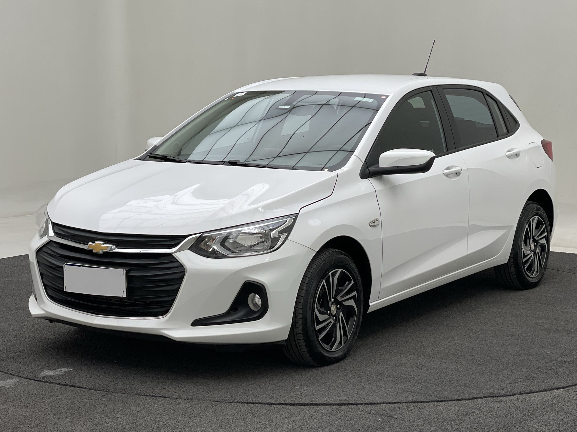 ONIX HATCH LT 1.0 12V TB Flex 5p Mec.