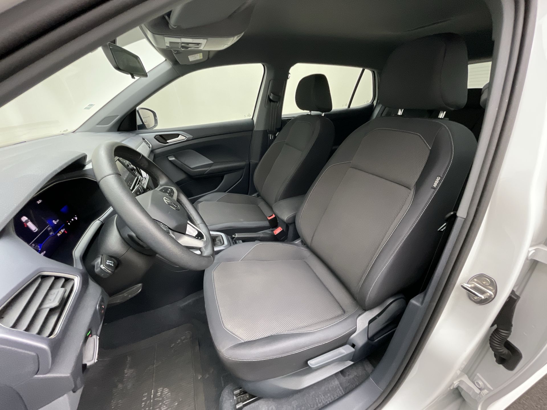 VW - Volkswagen-T-Cross-T-Cross 200 TSI 1.0  Flex 12V 5p Aut.