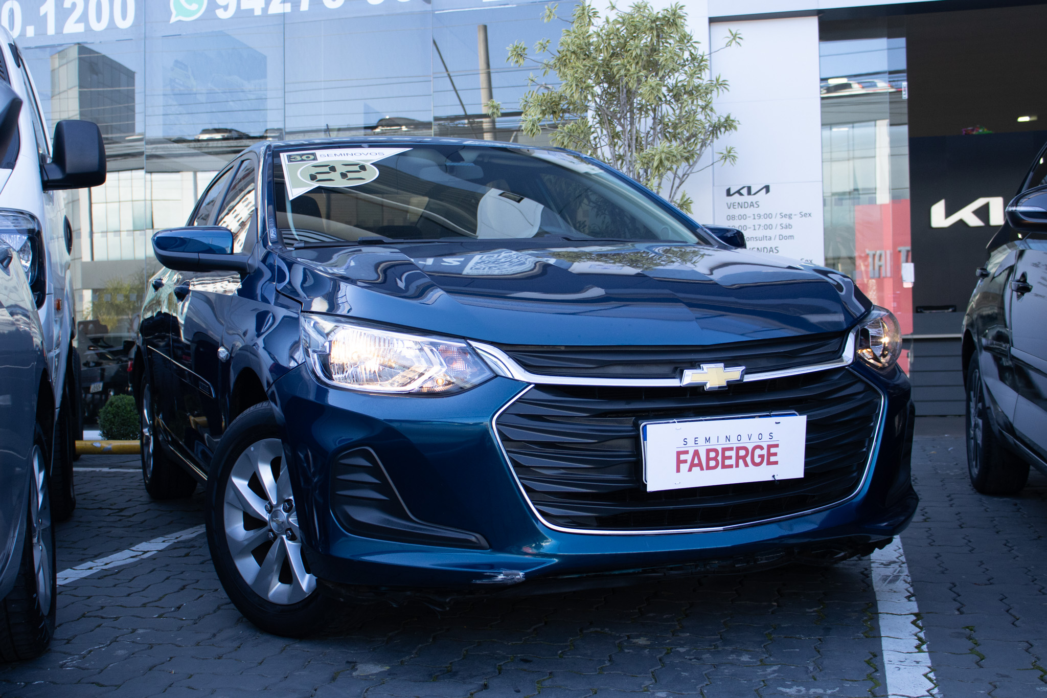 ONIX SEDAN Plus LT 1.0 12V Flex 4p Mec.