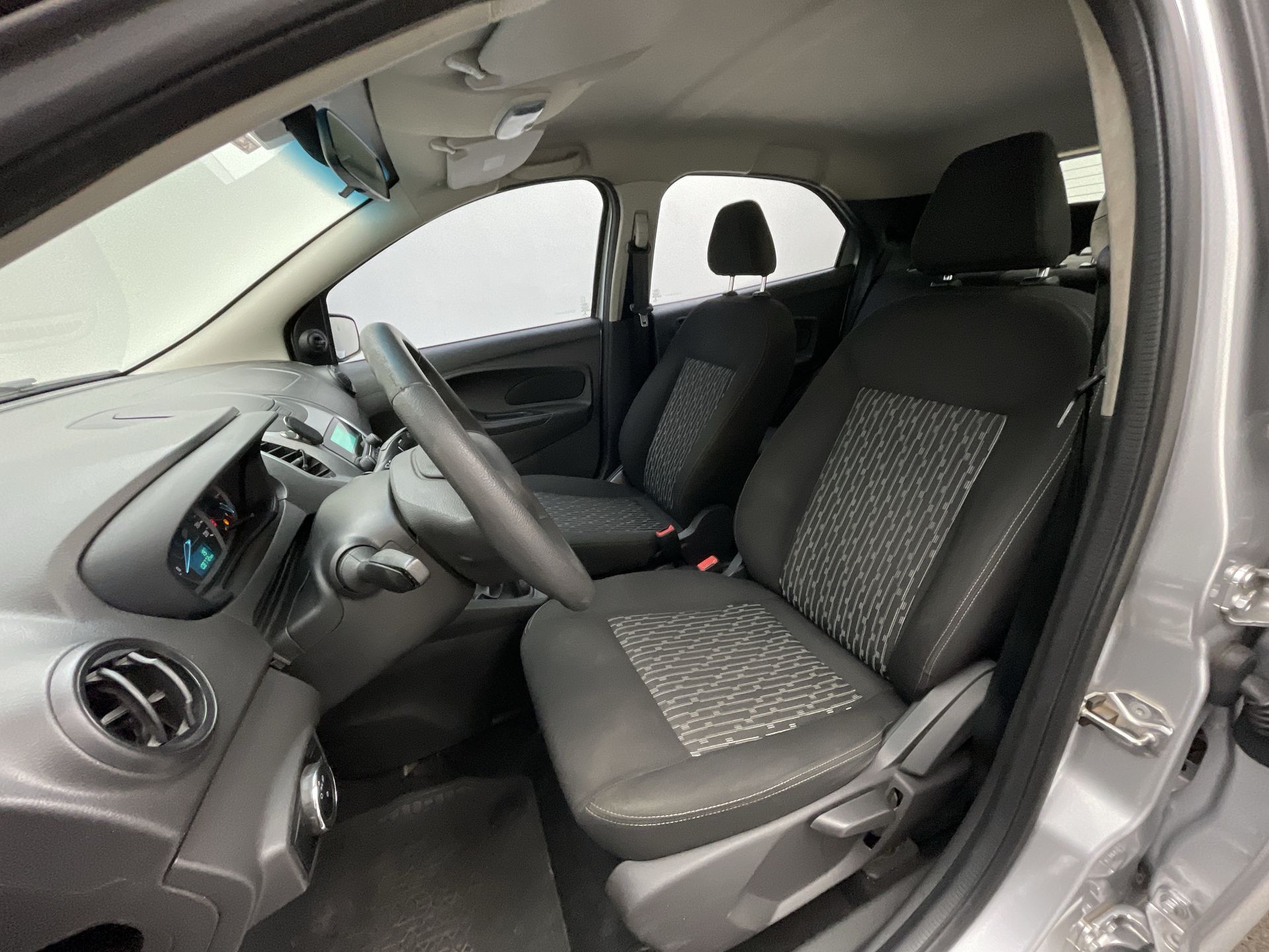 Ford-KA-Ka 1.0 SE/SE Plus TiVCT Flex 5p