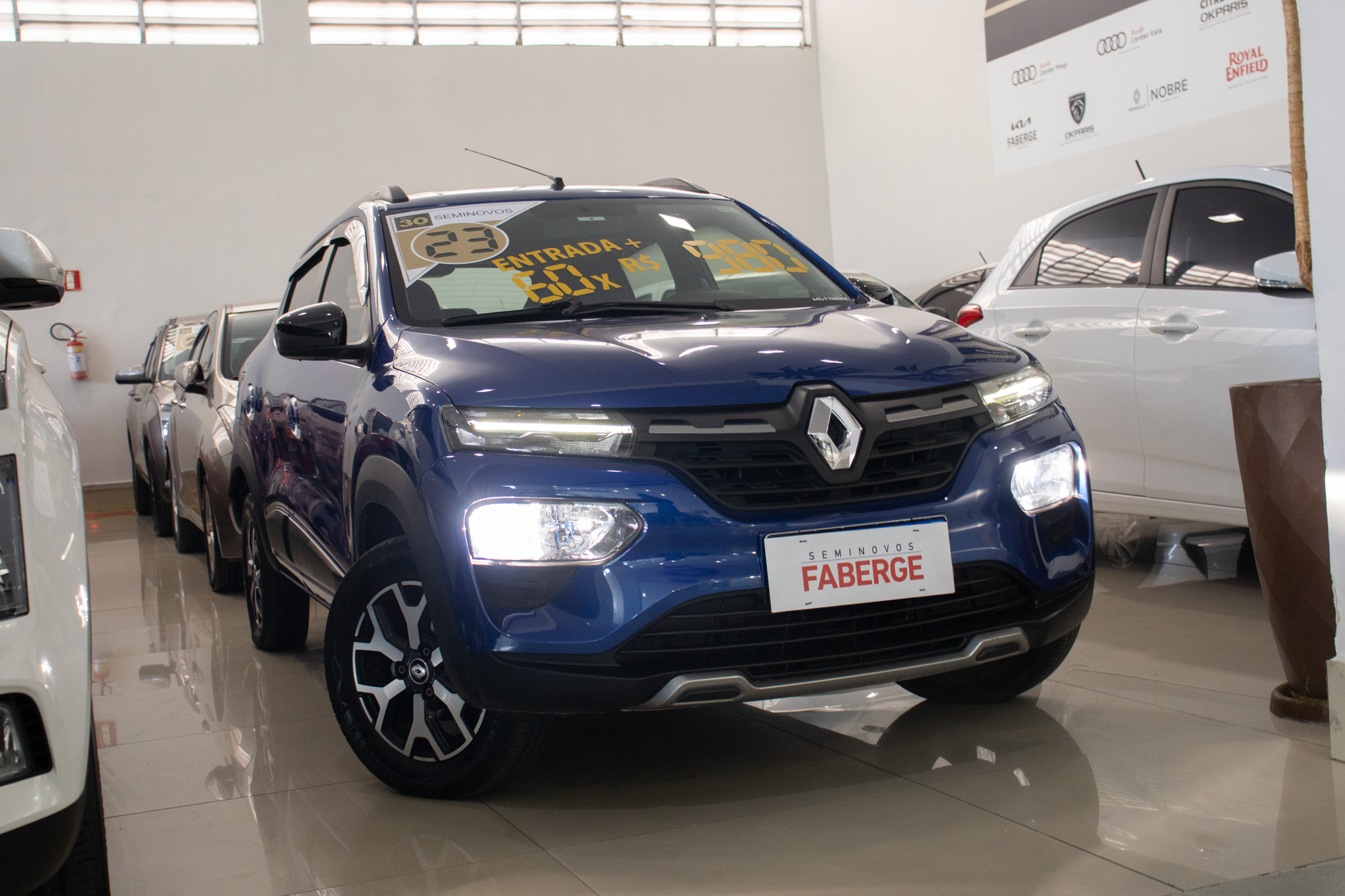 KWID OUTSIDER 1.0 Flex 12V 5p Mec.