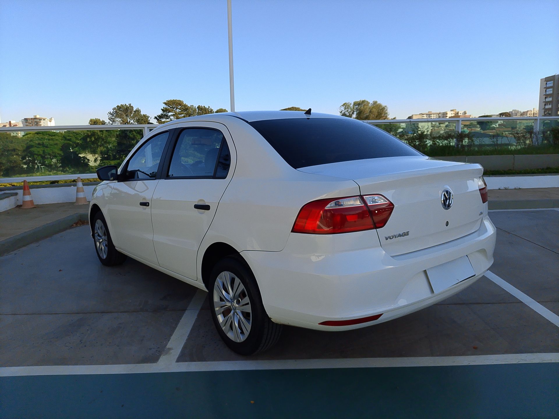 VW - Volkswagen-VOYAGE-VOYAGE 1.6 MSI Flex 16V 4p Aut.