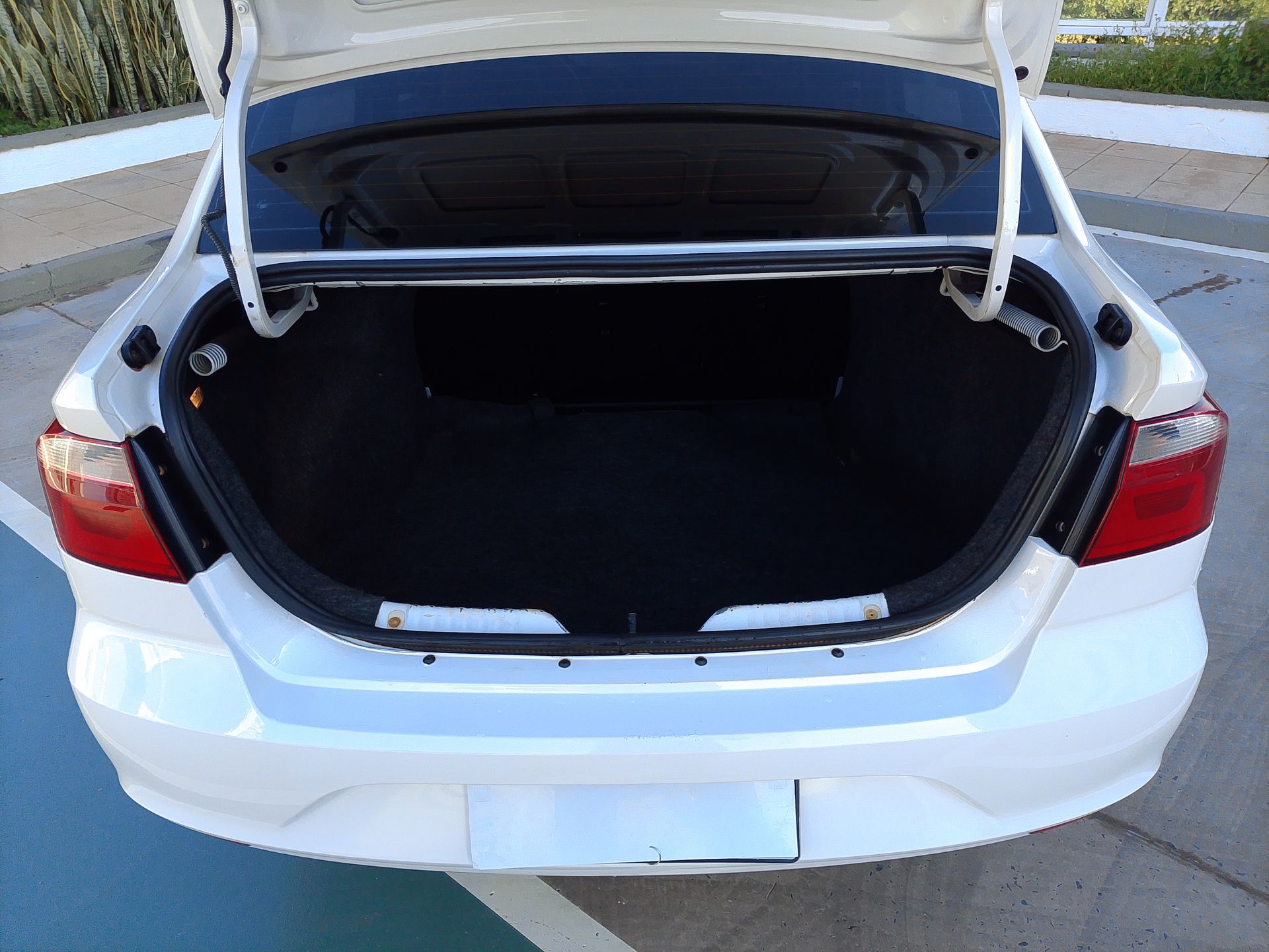 VW - Volkswagen-VOYAGE-VOYAGE 1.6 MSI Flex 16V 4p Aut.