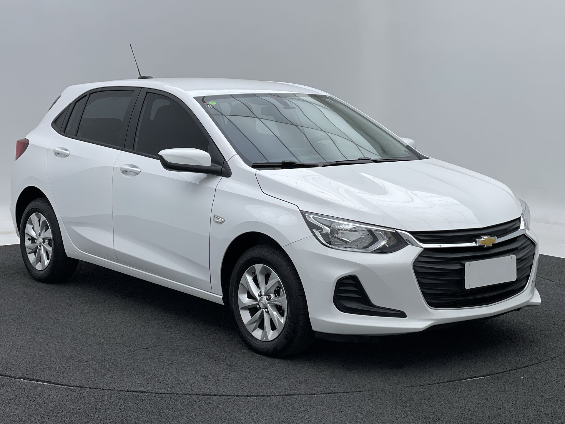 GM - Chevrolet-ONIX-ONIX HATCH LT 1.0 12V Flex 5p Mec.