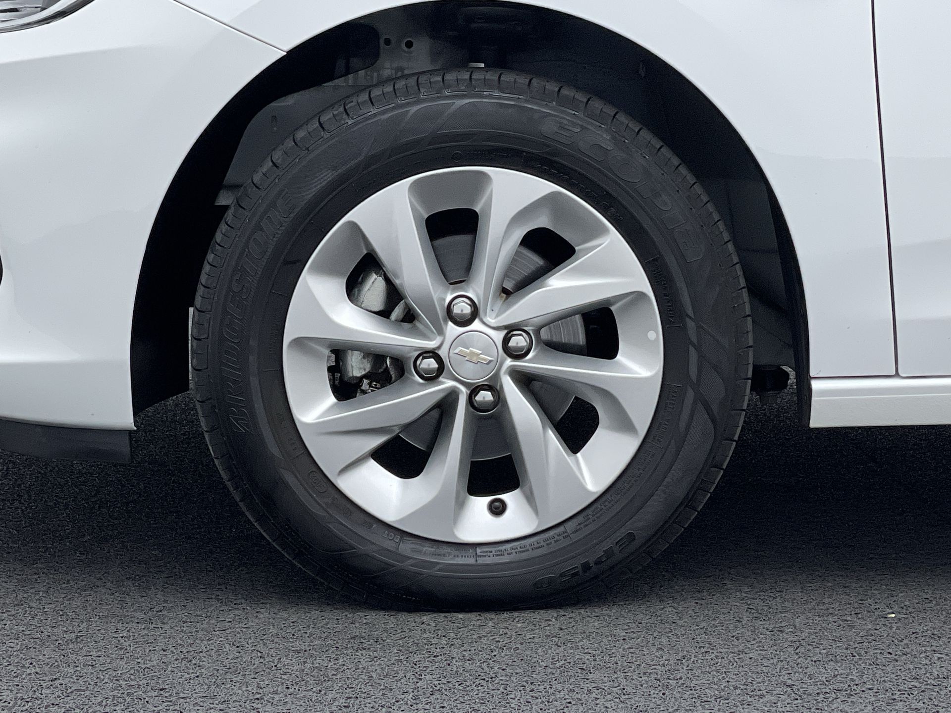 GM - Chevrolet-ONIX-ONIX HATCH LT 1.0 12V Flex 5p Mec.