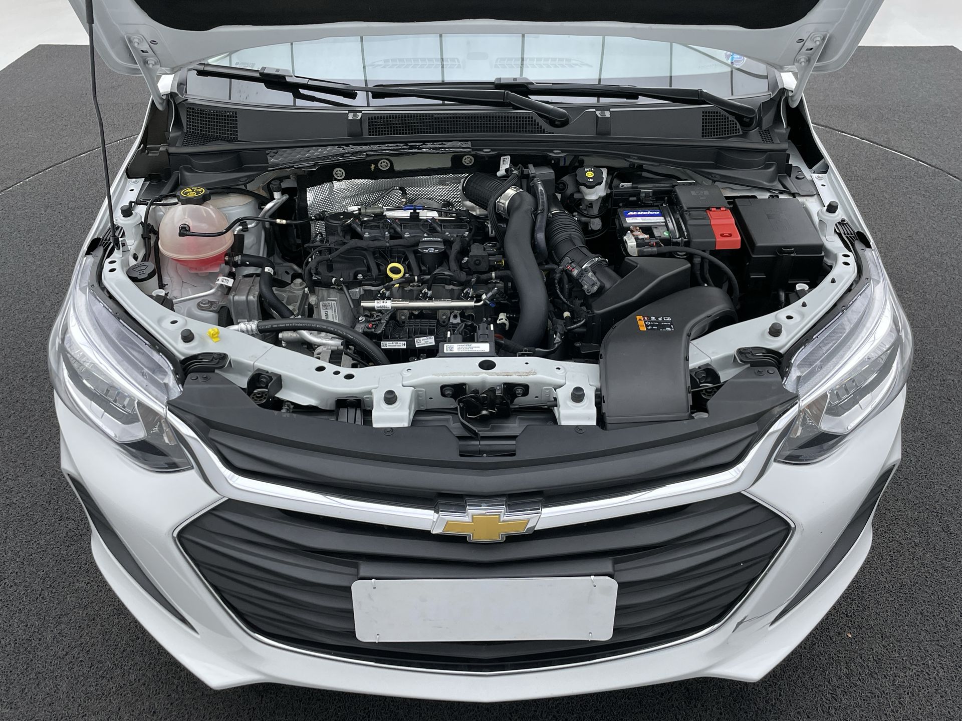 GM - Chevrolet-ONIX-ONIX HATCH LT 1.0 12V Flex 5p Mec.