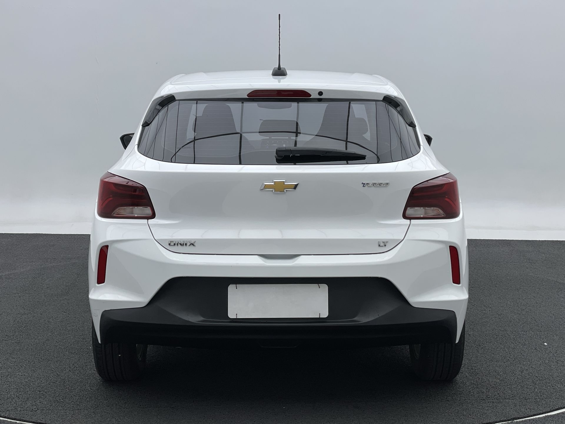 GM - Chevrolet-ONIX-ONIX HATCH LT 1.0 12V Flex 5p Mec.