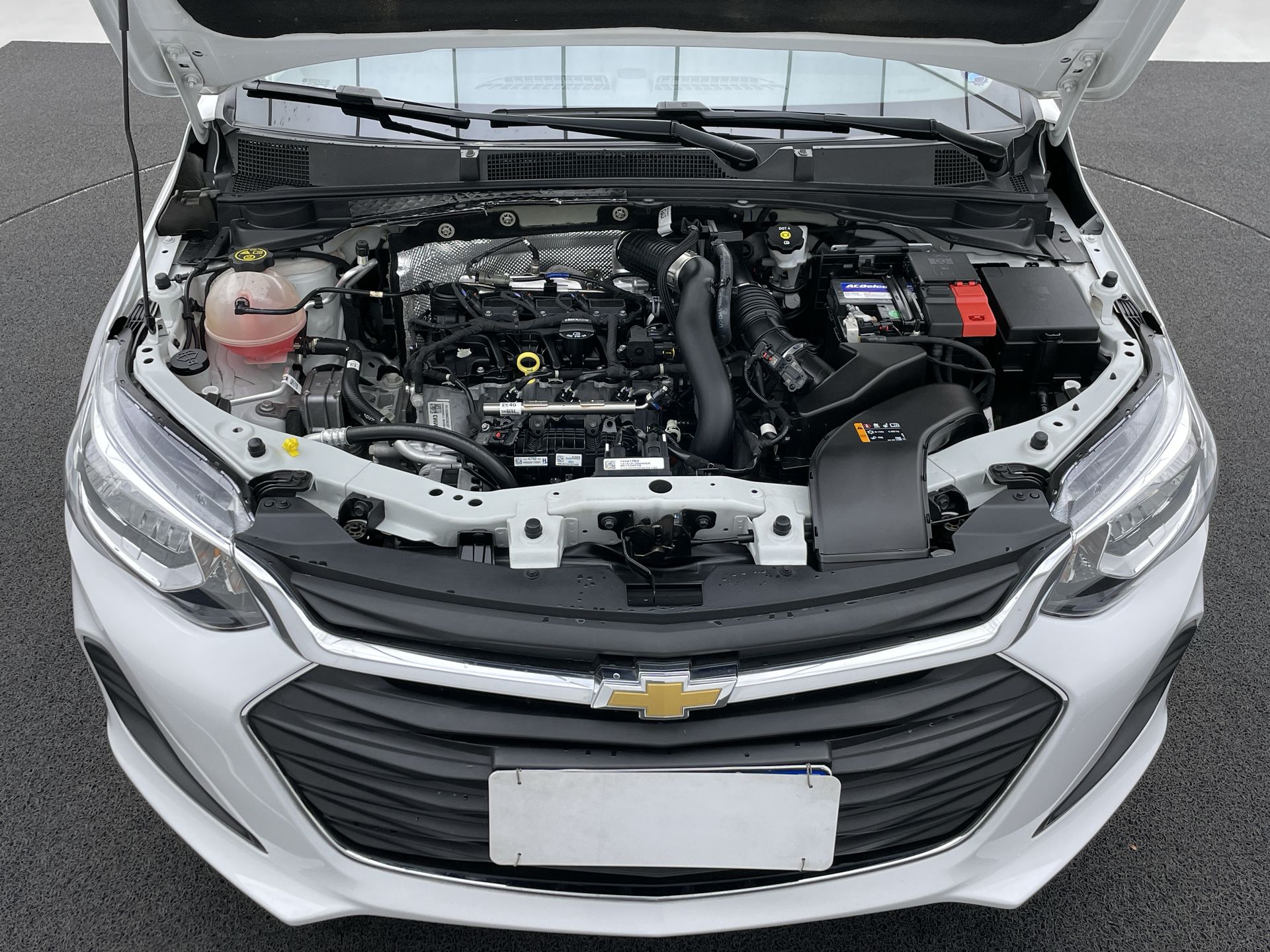 GM - Chevrolet-ONIX-ONIX HATCH LT 1.0 12V Flex 5p Mec.