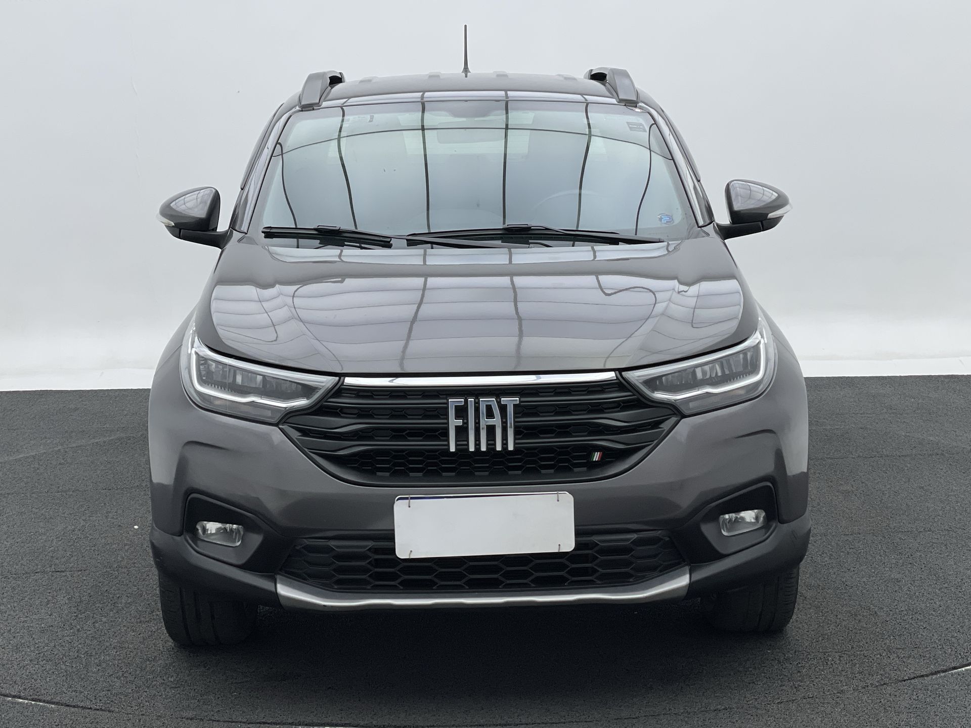 Fiat-STRADA-Strada Volcano 1.3 Flex 8V CD Aut.