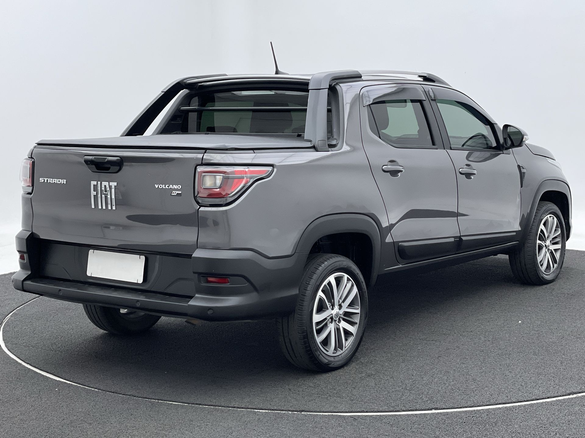 Fiat-STRADA-Strada Volcano 1.3 Flex 8V CD Aut.