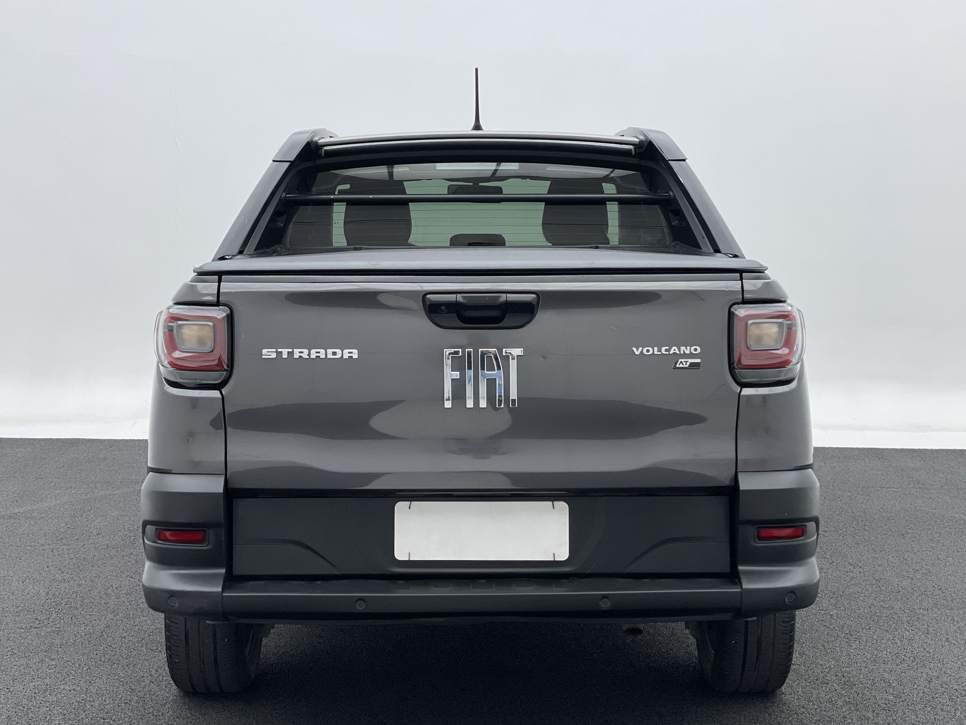 Fiat-STRADA-Strada Volcano 1.3 Flex 8V CD Aut.