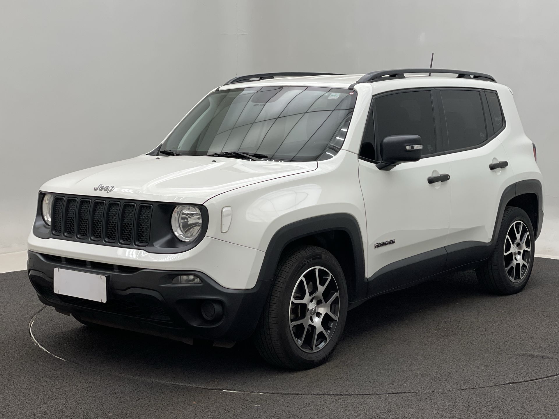 Renegade Sport 1.8 4x2 Flex 16V Aut.