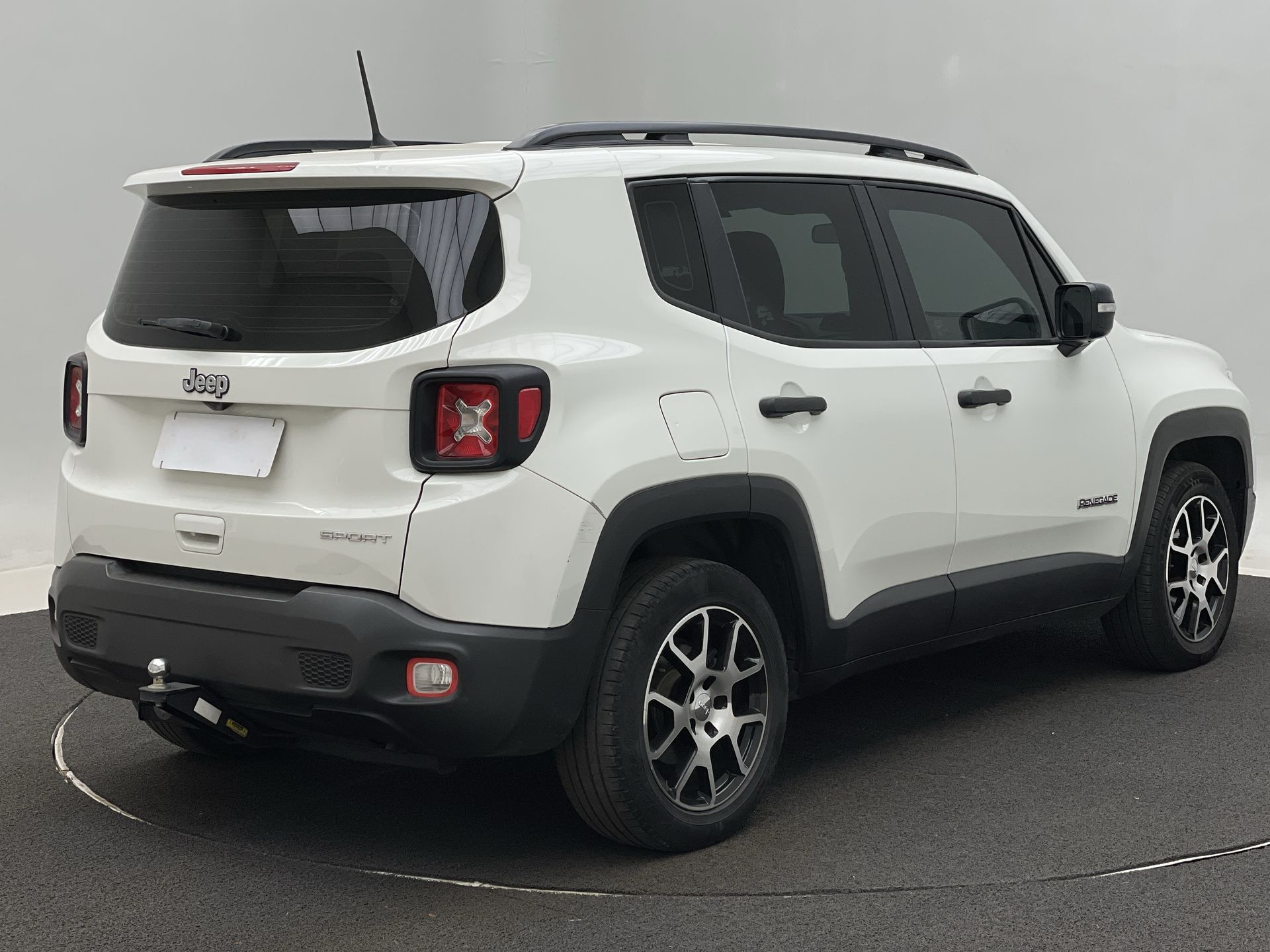 Renegade Sport 1.8 4x2 Flex 16V Aut.