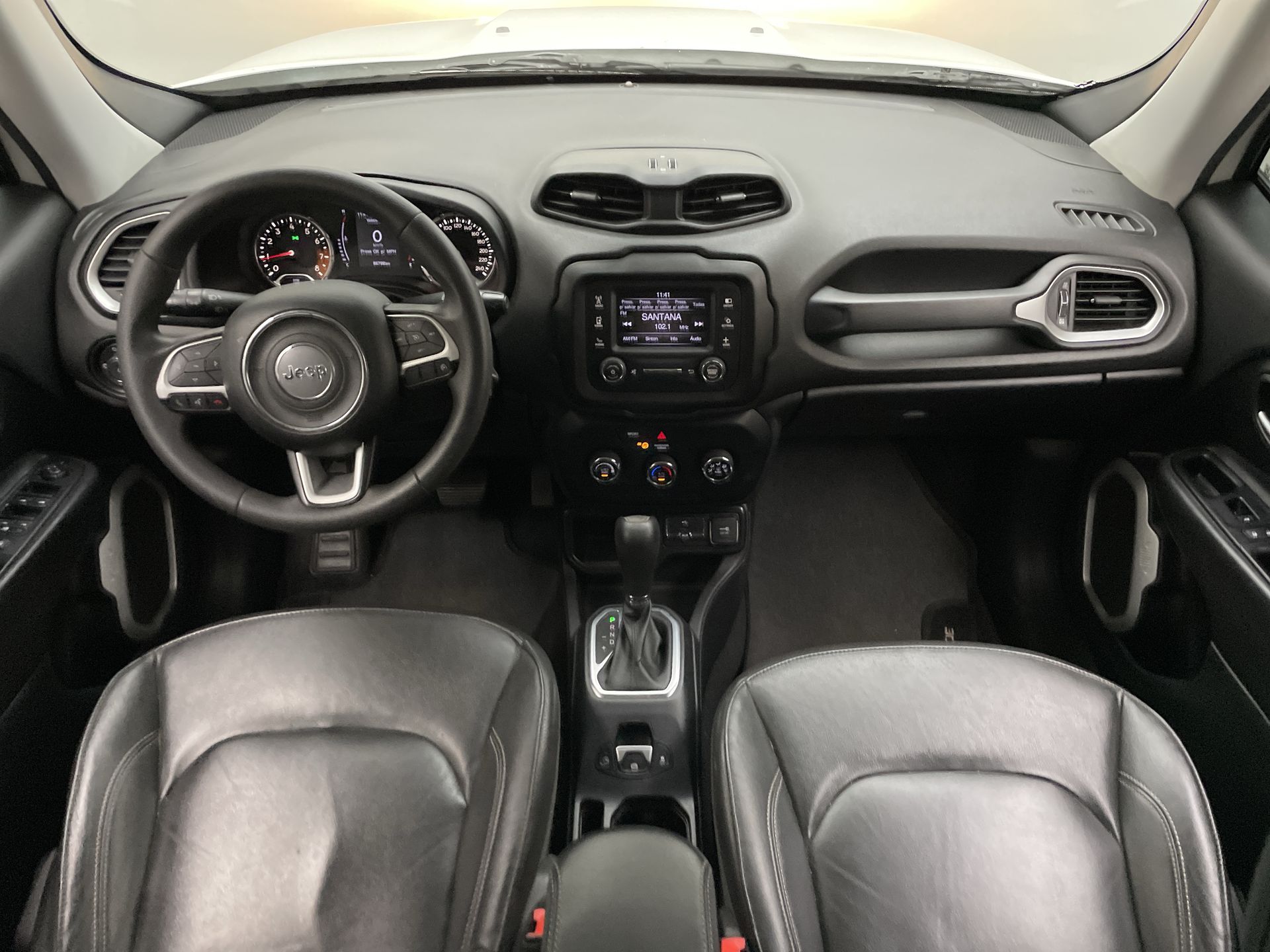Renegade Sport 1.8 4x2 Flex 16V Aut.