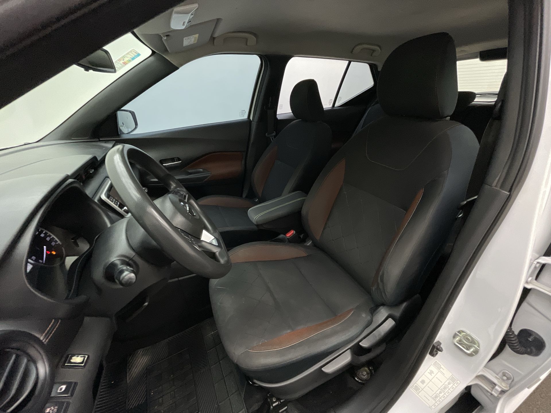 KICKS Special Ed. 1.6 16V Flex 5p Aut.
