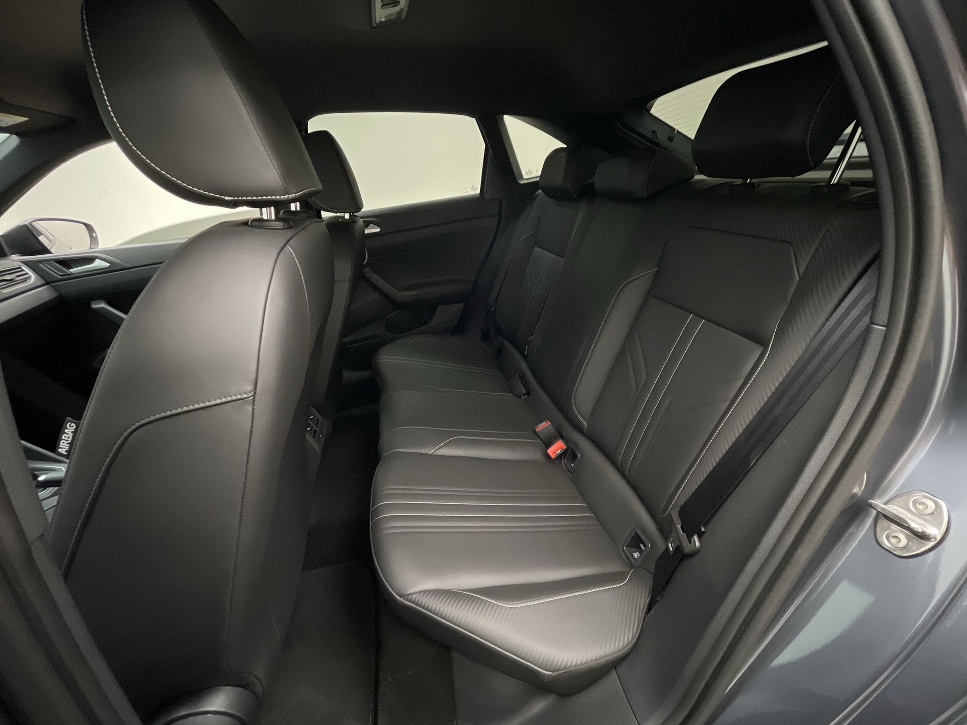 Nivus Highline 1.0 200 TSI Flex Aut.