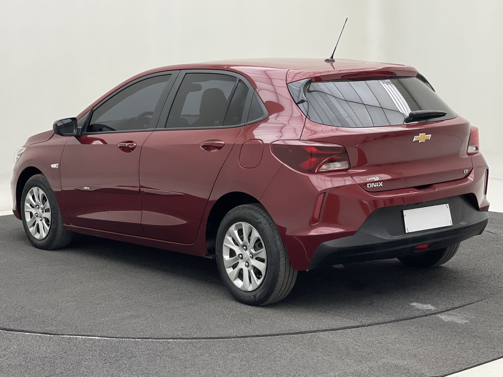 ONIX HATCH LT 1.0 12V Flex 5p Mec.