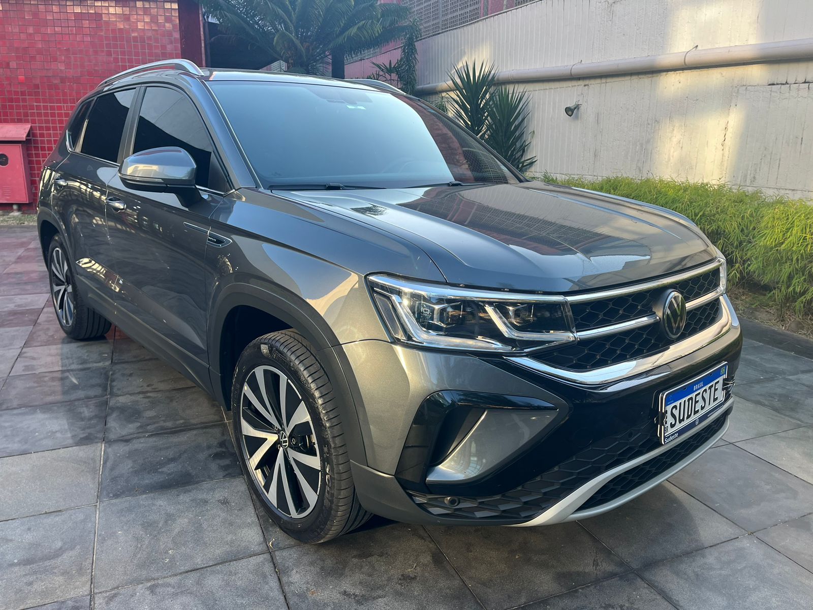 TAOS Highline 1.4 250 TSI Flex Aut.