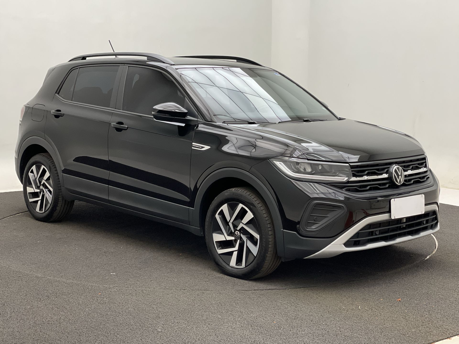 VW - Volkswagen-T-Cross-T-Cross Comfor. 200 TSI 1.0 Flex 5p Aut.
