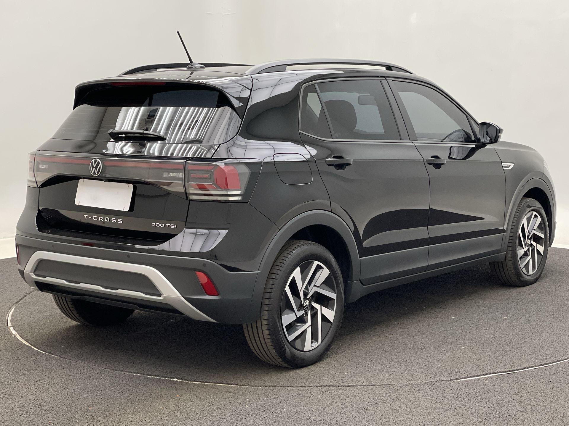 VW - Volkswagen-T-Cross-T-Cross Comfor. 200 TSI 1.0 Flex 5p Aut.