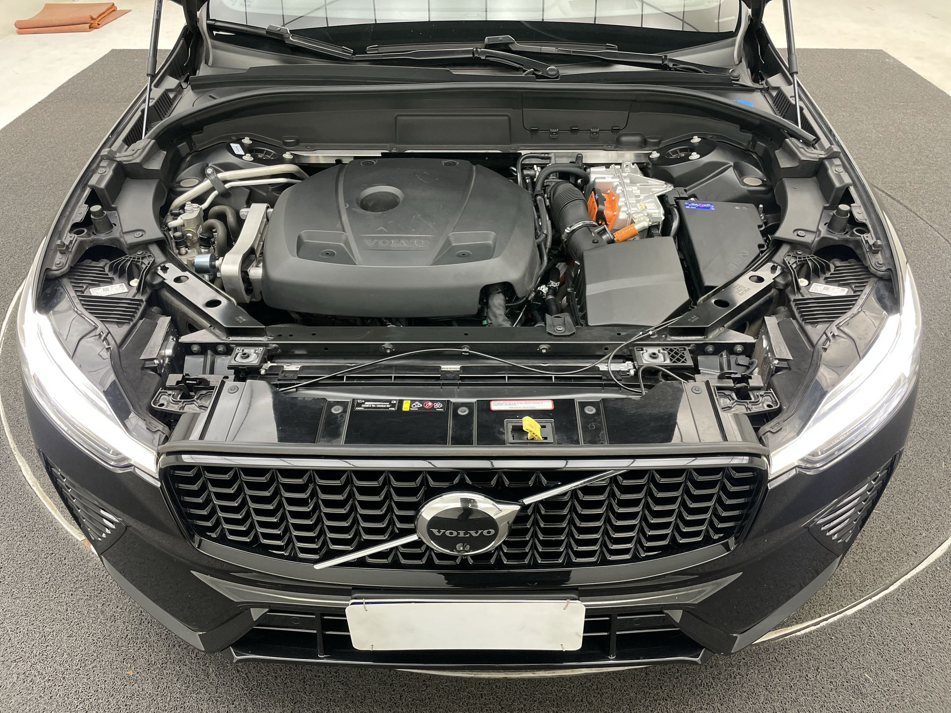XC 60 T-8 Ultim.Dark 2.0 AWD (Híbrido)