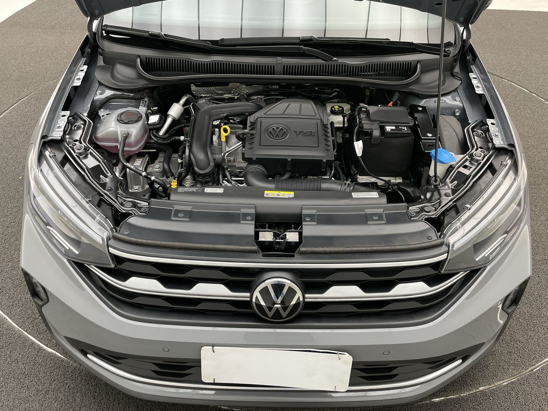 Nivus Highline 1.0 200 TSI Flex Aut.