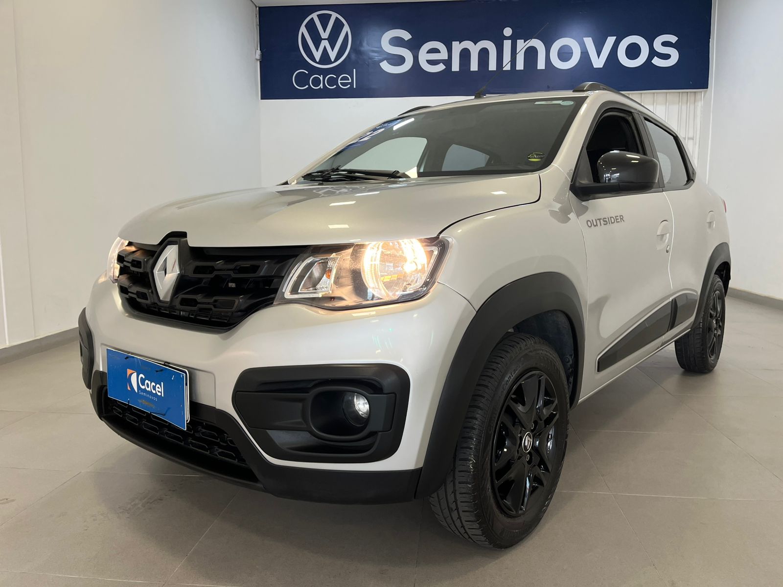 KWID OUTSIDER 1.0 Flex 12V 5p Mec.