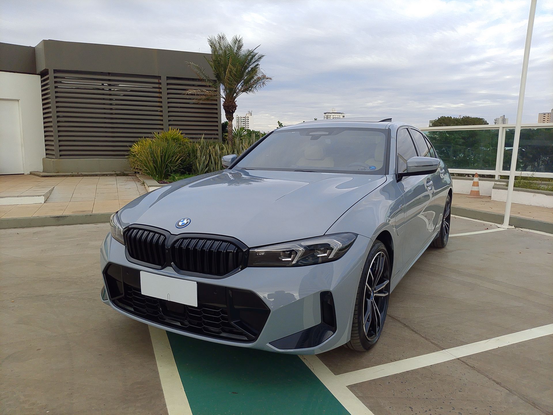 330e M Sport 2.0 Turbo Híbrido Aut.