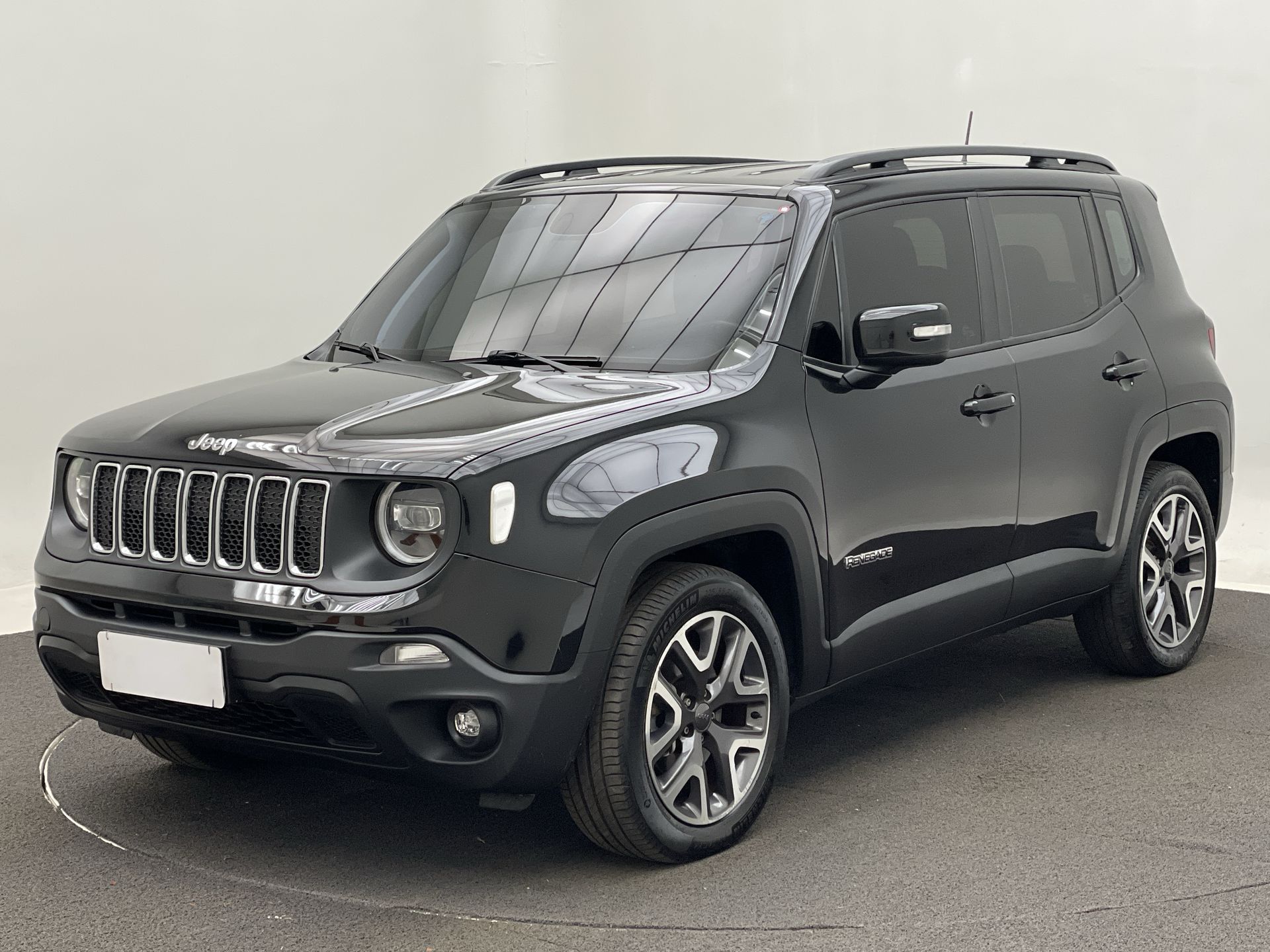 Renegade Longitude 1.8 4x2 Flex 16V Aut.