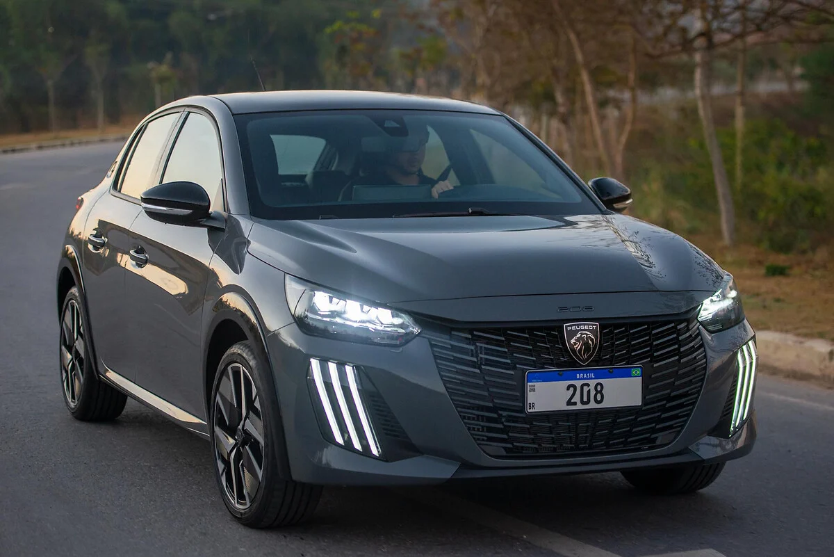 PEUGEOT ANUNCIA EVOLUÇÕES EM SEU APP PARA FACILITAR A VIDA DO CONSUMIDOR