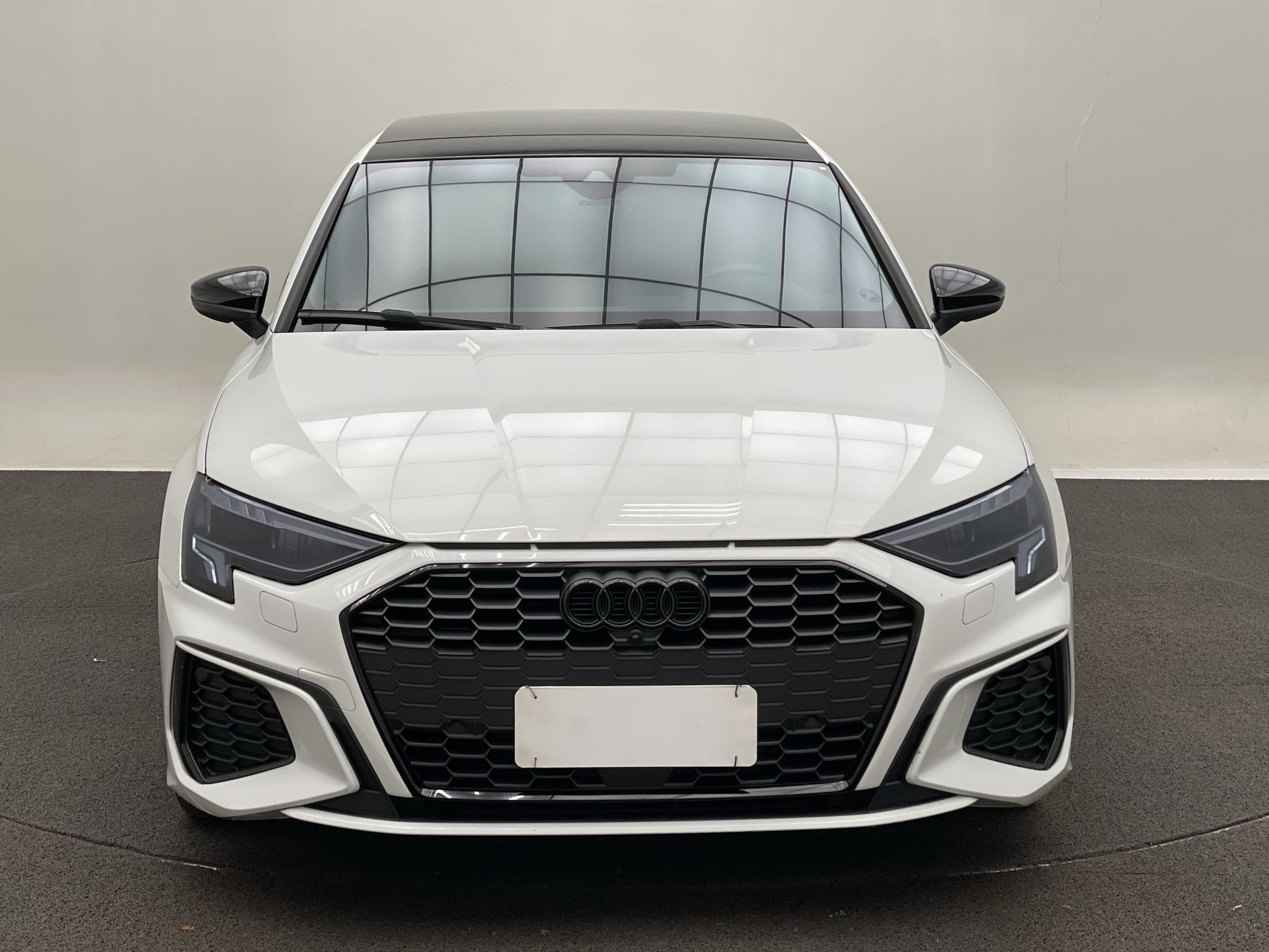 A3 Sed. Perform. Black 2.0 TFSI S-tronic