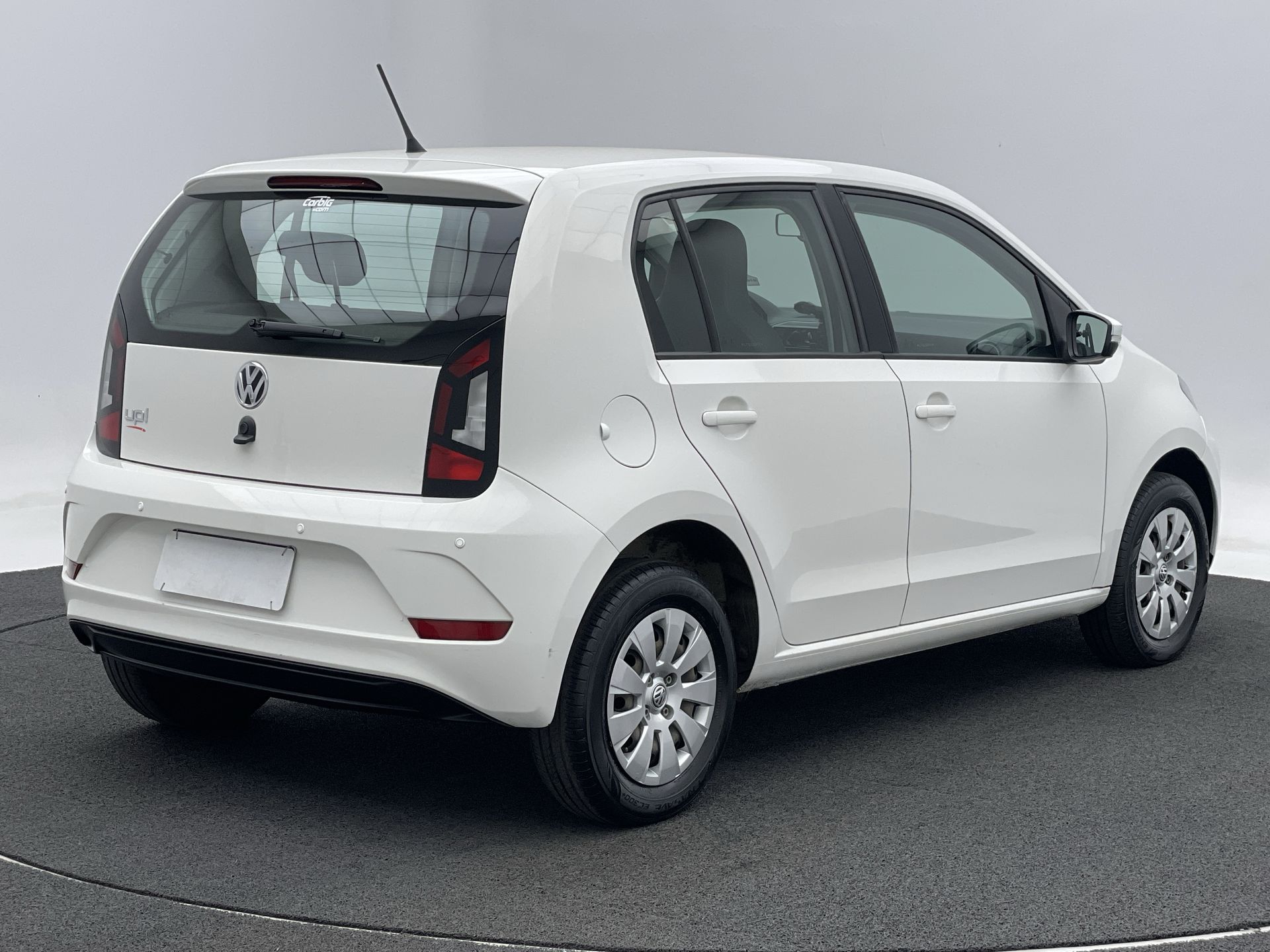 VW - Volkswagen-up!-up! 1.0 Total Flex 12V 5p