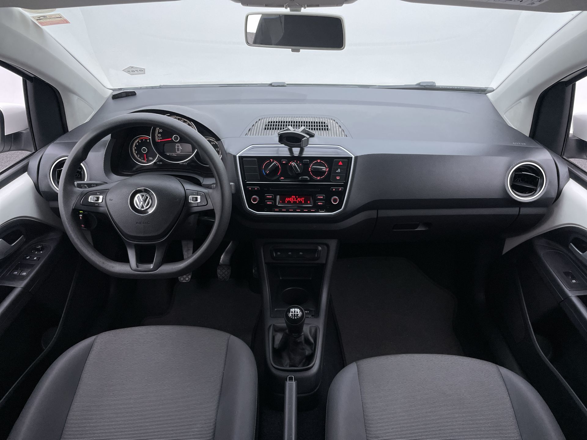 VW - Volkswagen-up!-up! 1.0 Total Flex 12V 5p