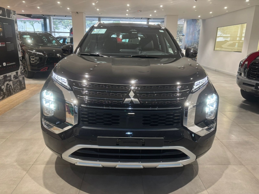 Mitsubishi-OUTLANDER-2.4 PHEV SIGNATURE S-AWC DHT