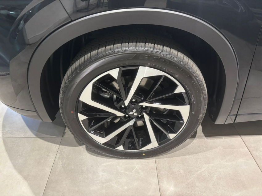 Mitsubishi-OUTLANDER-2.4 PHEV SIGNATURE S-AWC DHT