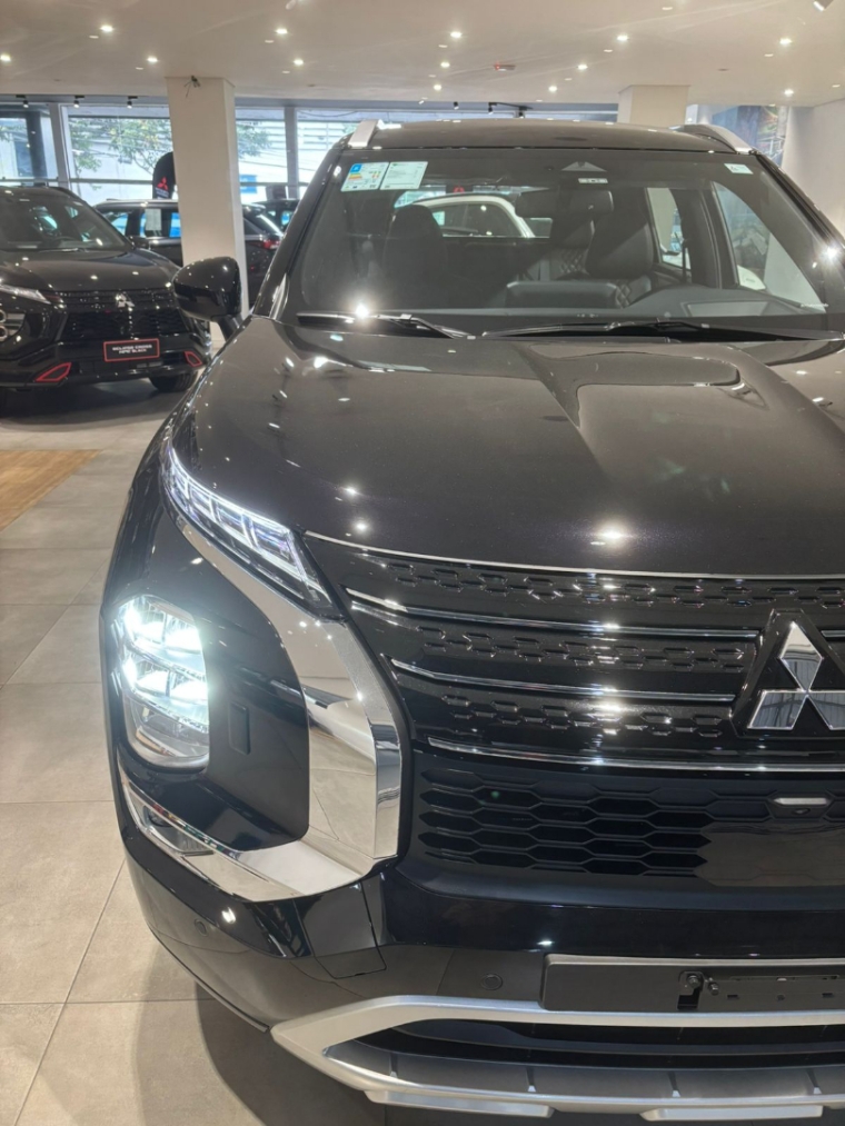 Mitsubishi-OUTLANDER-2.4 PHEV SIGNATURE S-AWC DHT