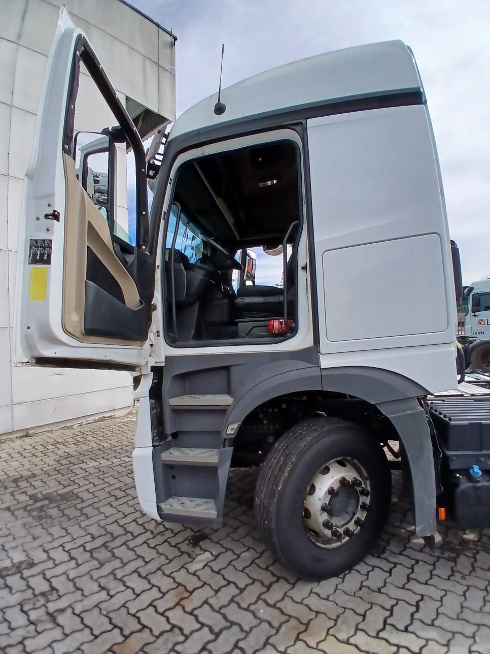 MERCEDES-BENZ-Actros-Actros 2651 LS 6x4 2p (diesel)(E5)