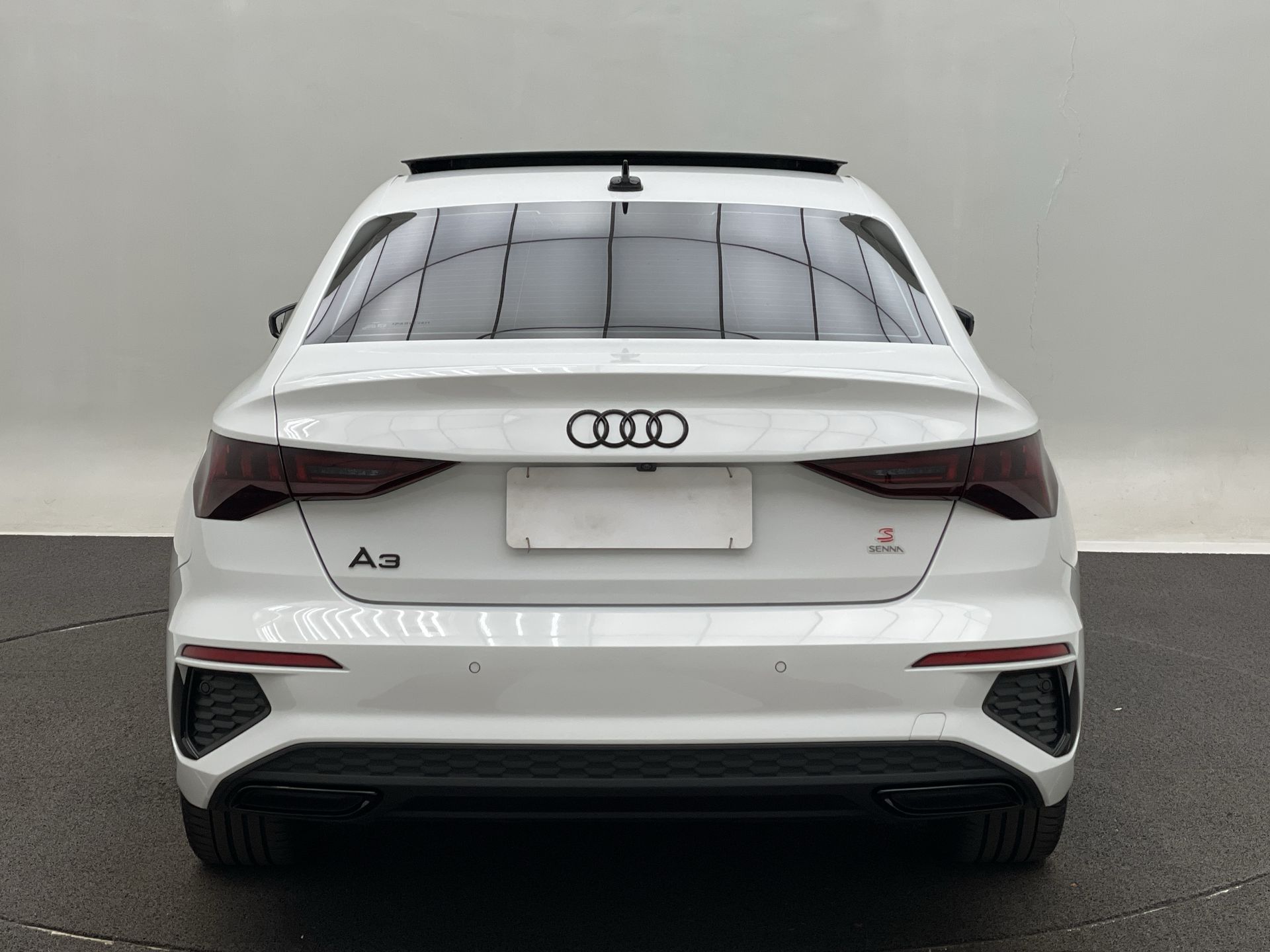 a3 sed.perf. black 2.0 tfsi s-tr. (hib.)