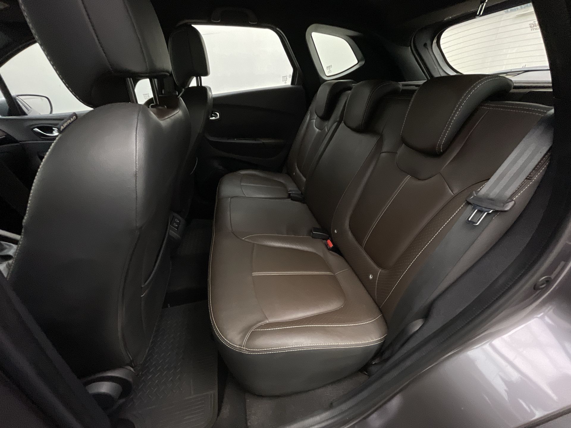 CAPTUR Iconic 1.3 TB 16V Flex 5p Aut.