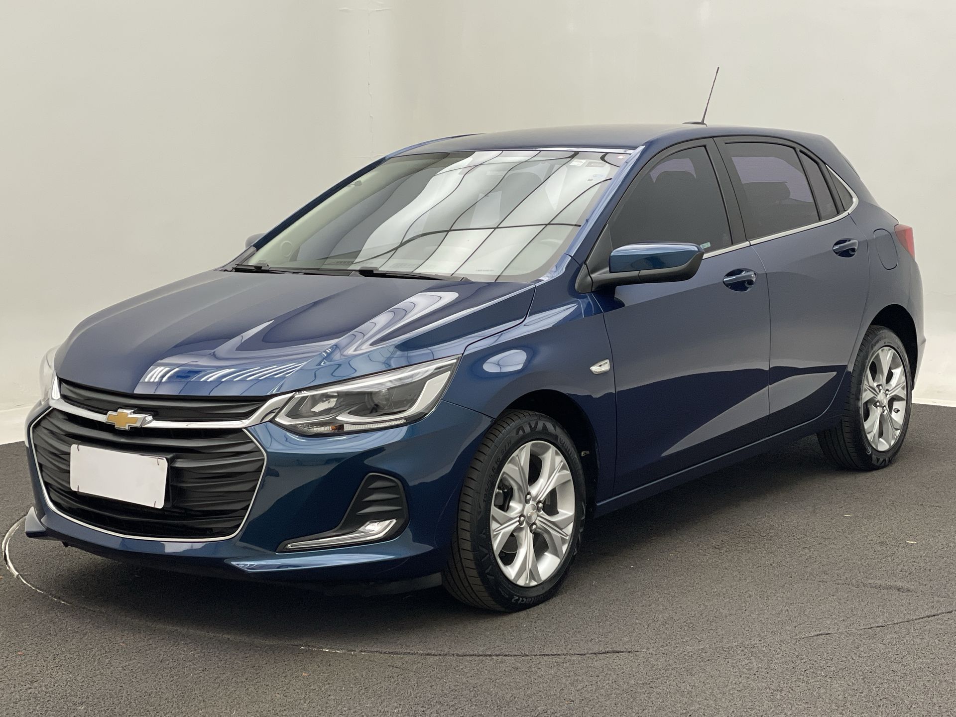 ONIX HATCH PREM. 1.0 12V TB Flex 5p Aut.